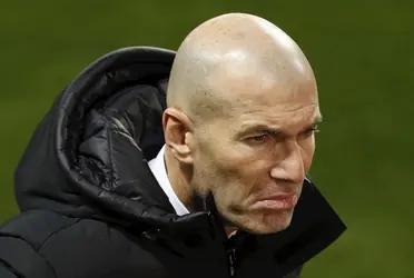 The French coach seems to be looking after the chance of swapping players to bring a new defender to the club. But he would kick a star out of the club.