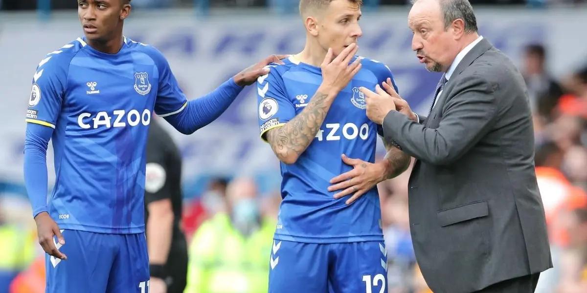 The French full-back sent a message to the 'Toffee' boss by suggesting that he ended his love affair with the Goodison Park outfit.