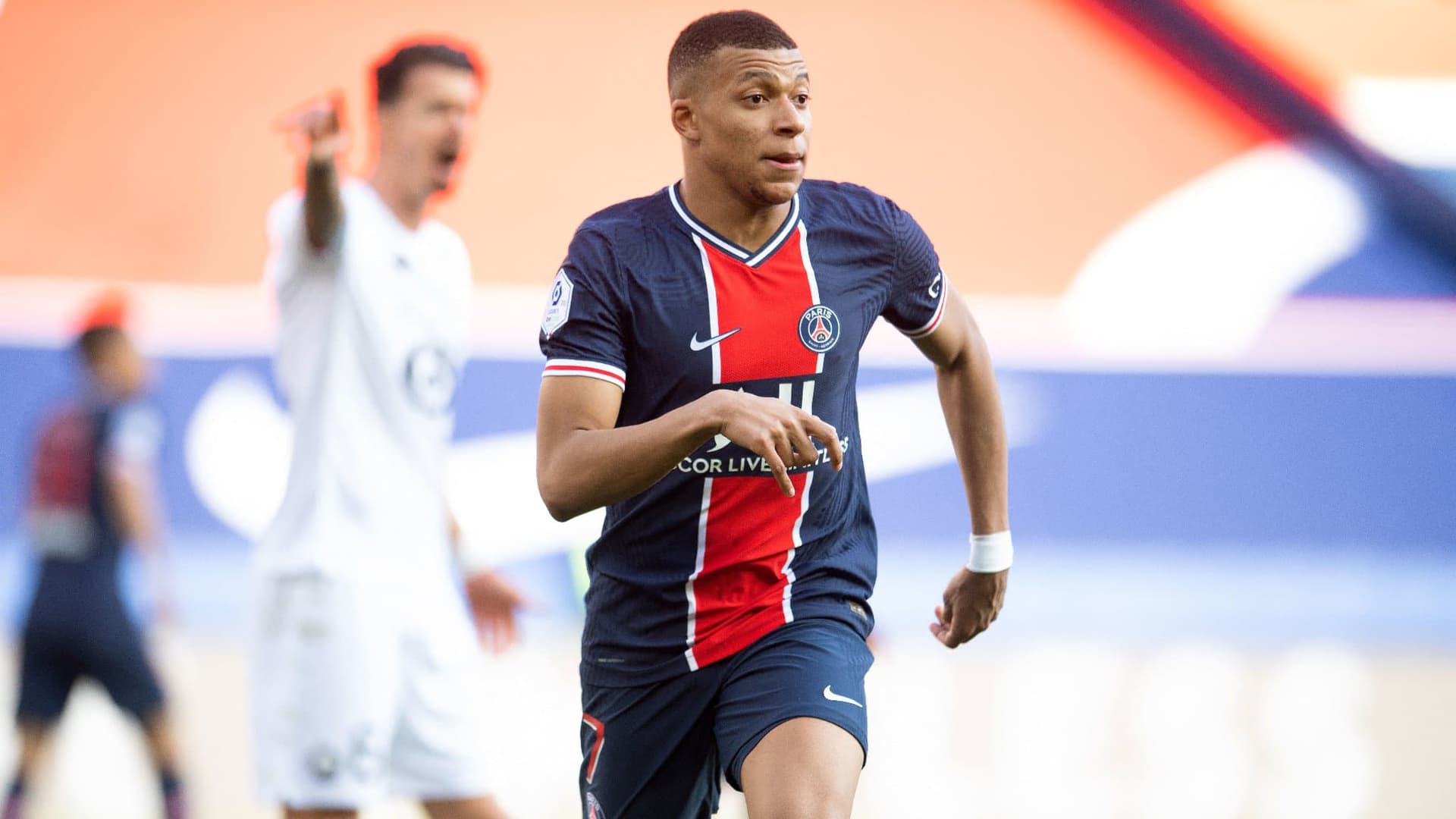 The French player, wanted by the Merengue, and an action that in Madrid didn't like