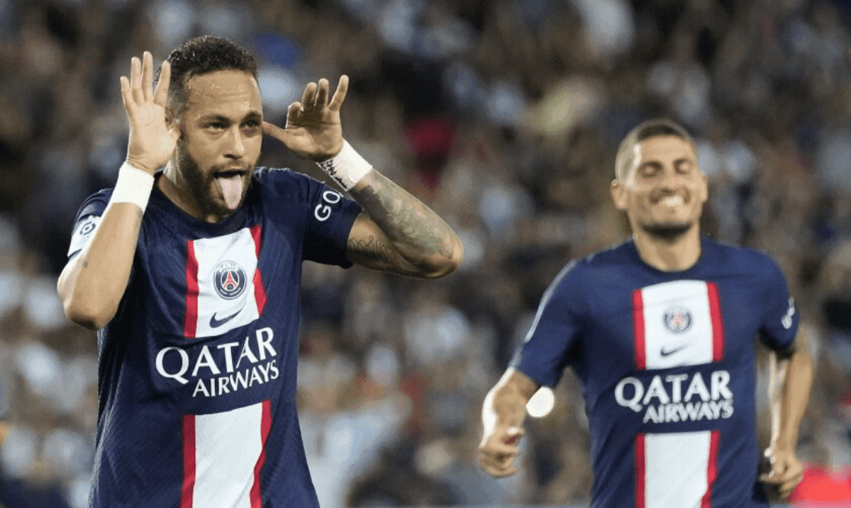 The French side completed the departures of 28 players.