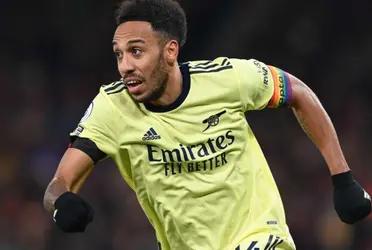 The Gabonese striker is one step away from becoming a new Barça player on loan until the end of the season.