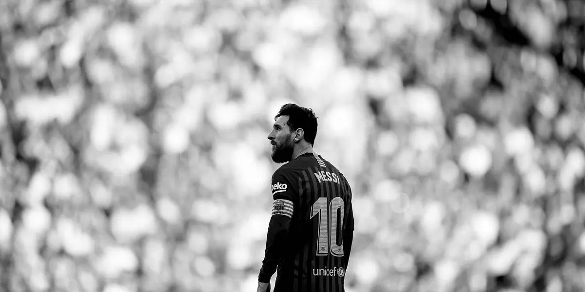 The greatest love story in Barcelona is currently on hiatus. Although the love between Messi, Barcelona and their people will be something that will undoubtedly remain for a lifetime, the feeling is that it is still too early for it to be immortalized in people's heads, but off the pitch. Today, without a contract, his future is uncertain.