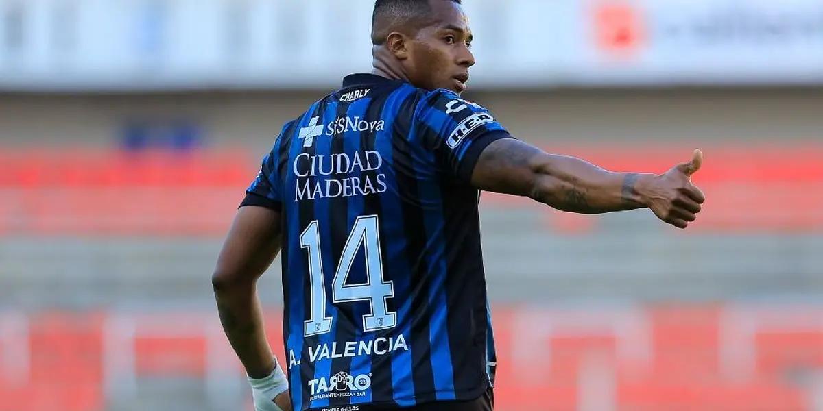 The historic Ecuadorian player announced that he will not continue to play professionally