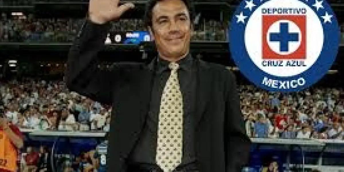 The historic Real Madrid scorer Hugo Sánchez admitted that the Cruz Azul board of directors had approached him to take over the team