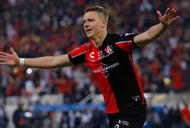 The lethal striker and Mexican soccer champion with Atlas even sent a message to his beloved club.