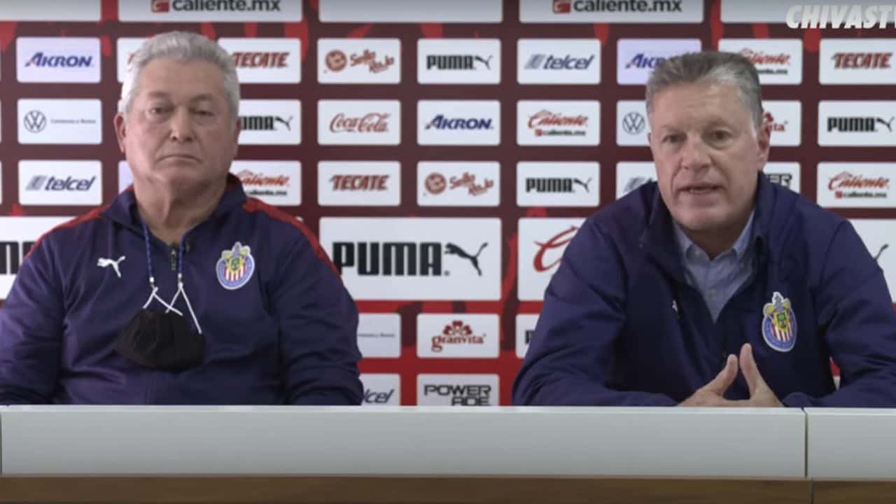 The manager and the coach of Chivas showed themselves worried after disappointing loss