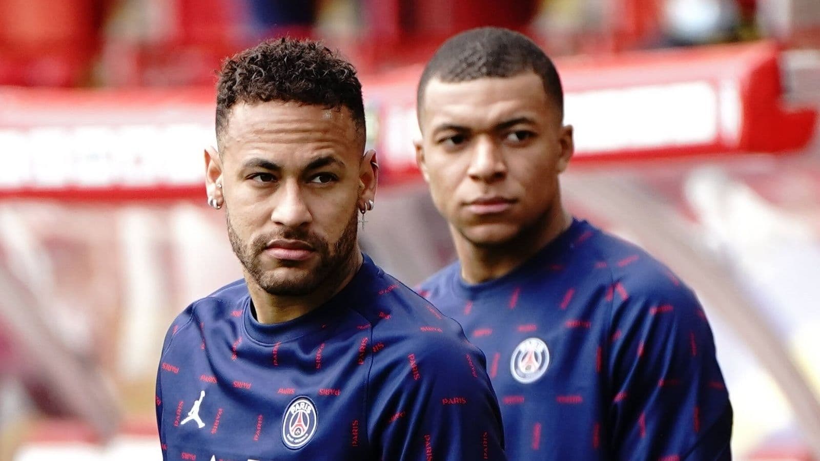 The media reports explain that the Frenchman, tired of the Argentine clan, also asked Al Khelaifi to sack other South American players.