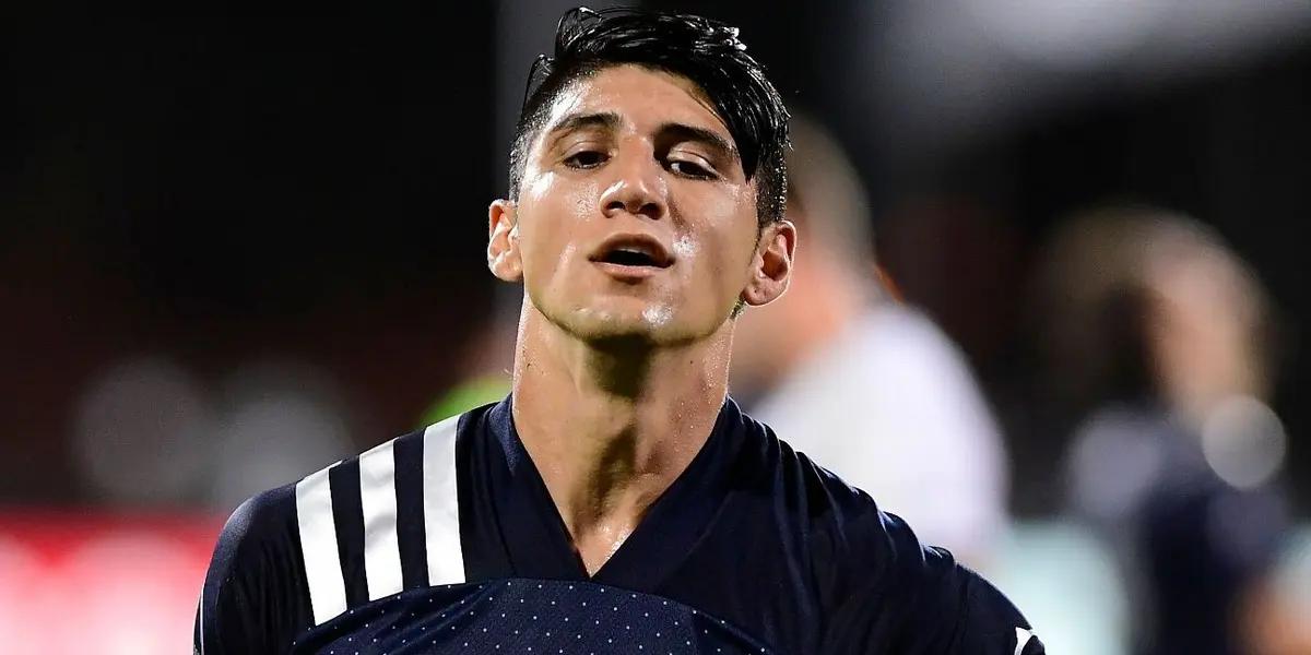 The Mexican attacker could leave Sporting Kansas City and join a European side to return to the national team.