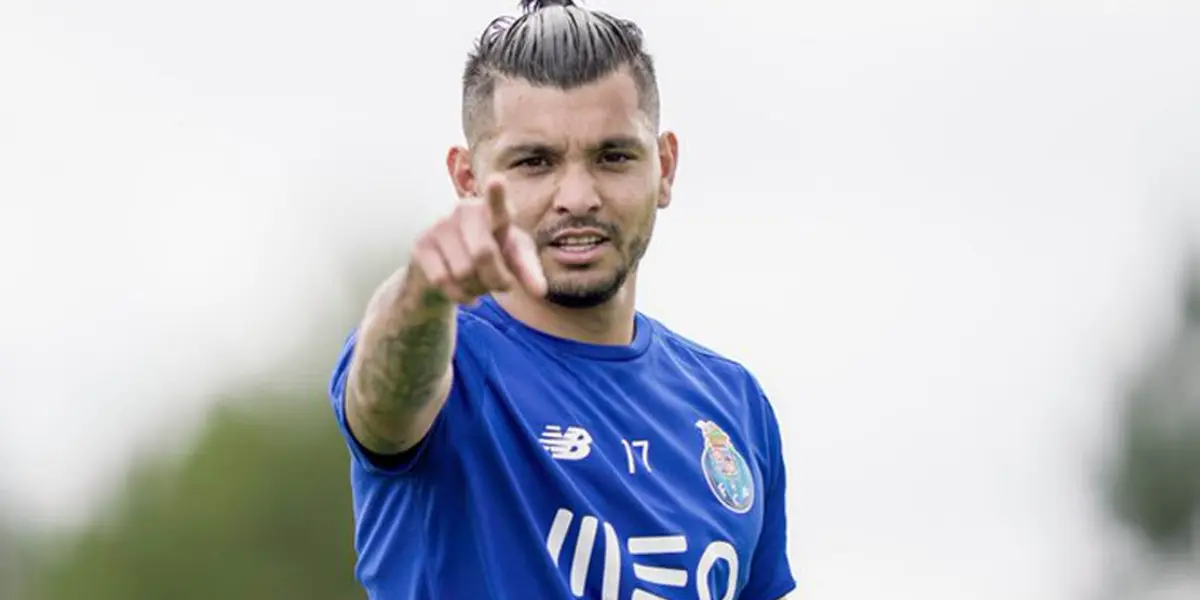 The Mexican attacker is having an incredible moment and his value keeps increasing, but he may leave Porto for less.