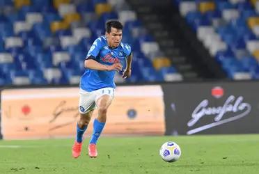 The Mexican forward from Napoli explained to Carlos Vela what a player who wants to be with in his national team must feel.