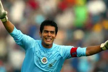 The Mexican keeper revealed how he was axed from the first team hours before playing a decisive match.