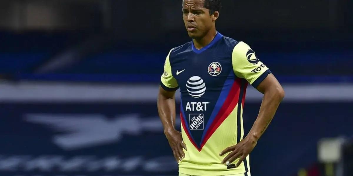 The Mexican legend is struggling more and more to play at least some minutes in the club, Santiago Solari is not considering him, and President Santiago Baños is getting tired.