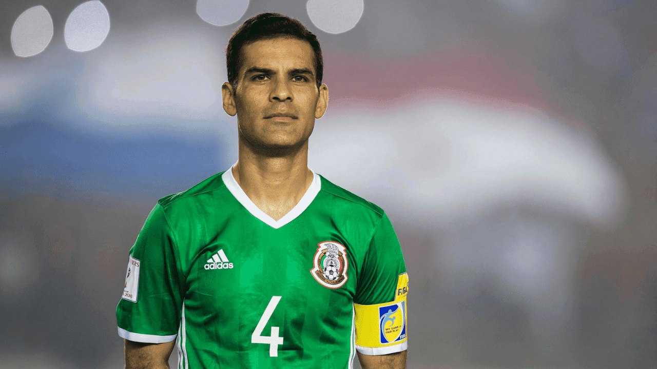 The Mexican national team faced Ecuador in a match that ended 0-0.