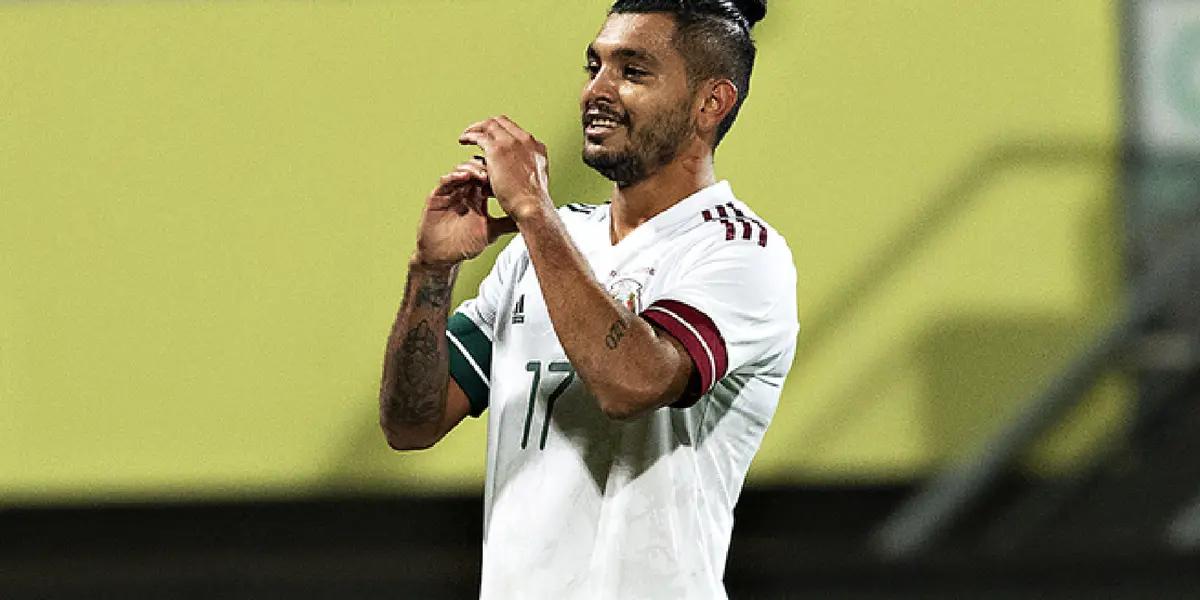 The Mexican striker confessed that his great idol has been always the great Cuauhtémoc Blanco