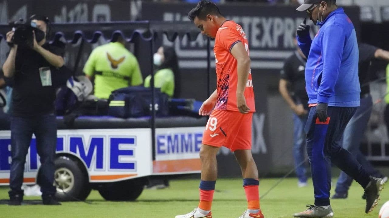 The midfielder, who is key to La Máquina, had to leave the field against Mazatlán.