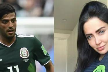 The model posed with the shirt of the striker Carlos Vela with the phrase "I need that game." Was she only talking about football?