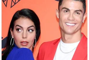 The model presented the dog in society