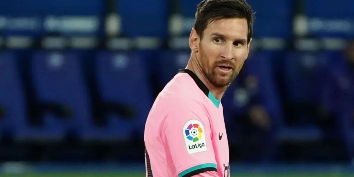 The Netherlands head coach is thinking on a change in team.