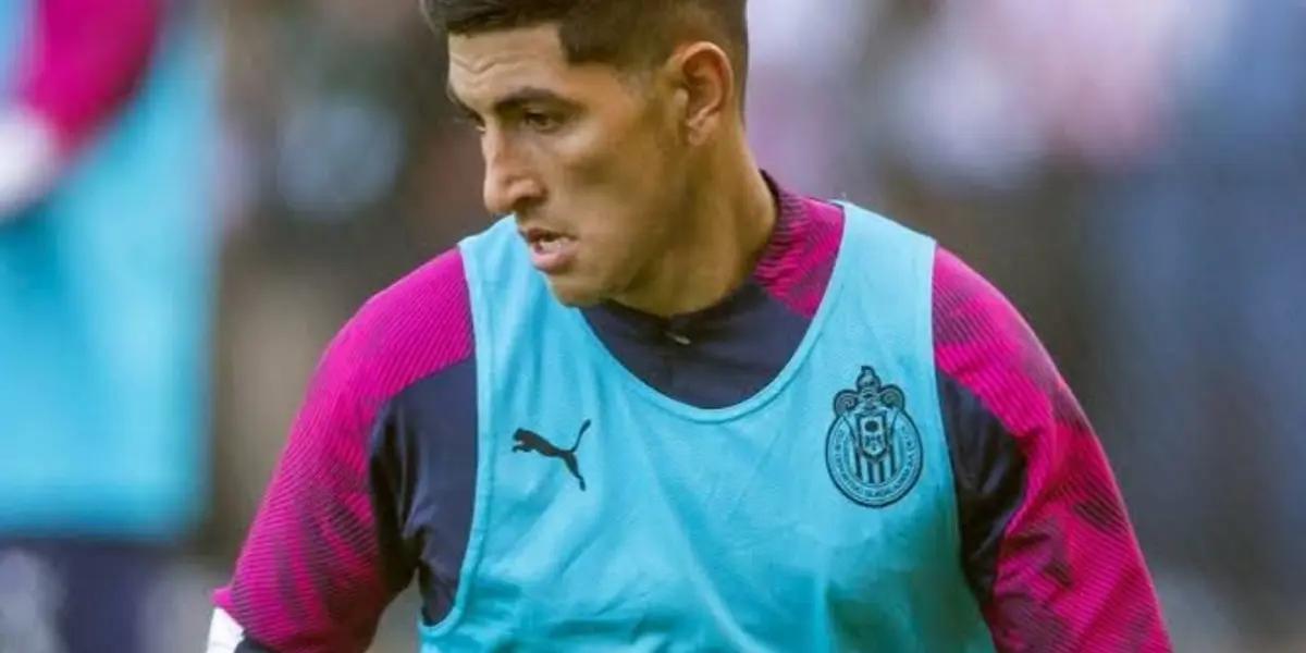 The offensive midfielder was rumored to go back to the Rebaño Sagrado but the plans of another club may make that impossible.