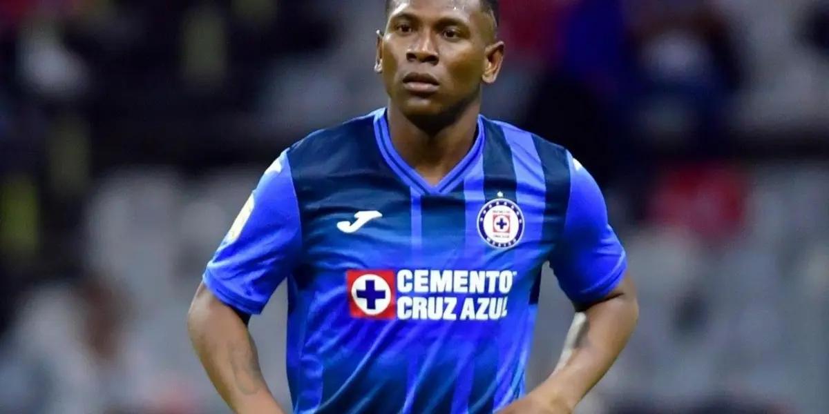 The Paraguayan forward ends his contract with the Cementeros in December. Both parties will sit down to negotiate.