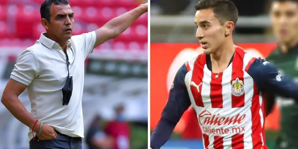 The player arrived at the Rebaño Sagrado as a revelation but the change of coach left him on the bench.