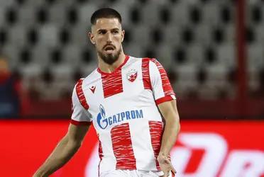 The player arrives as a free agent, according to a club statement.