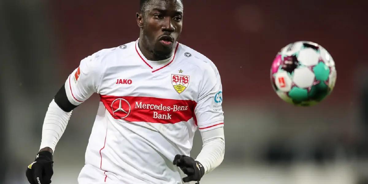 The player said that his former agent forced him to modify his data and lie to play professionally