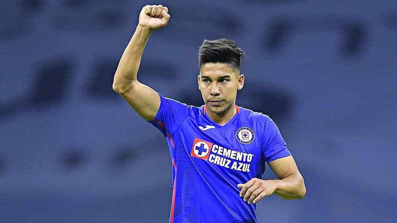 The player traveled to Buenos Aires due to personal problems.