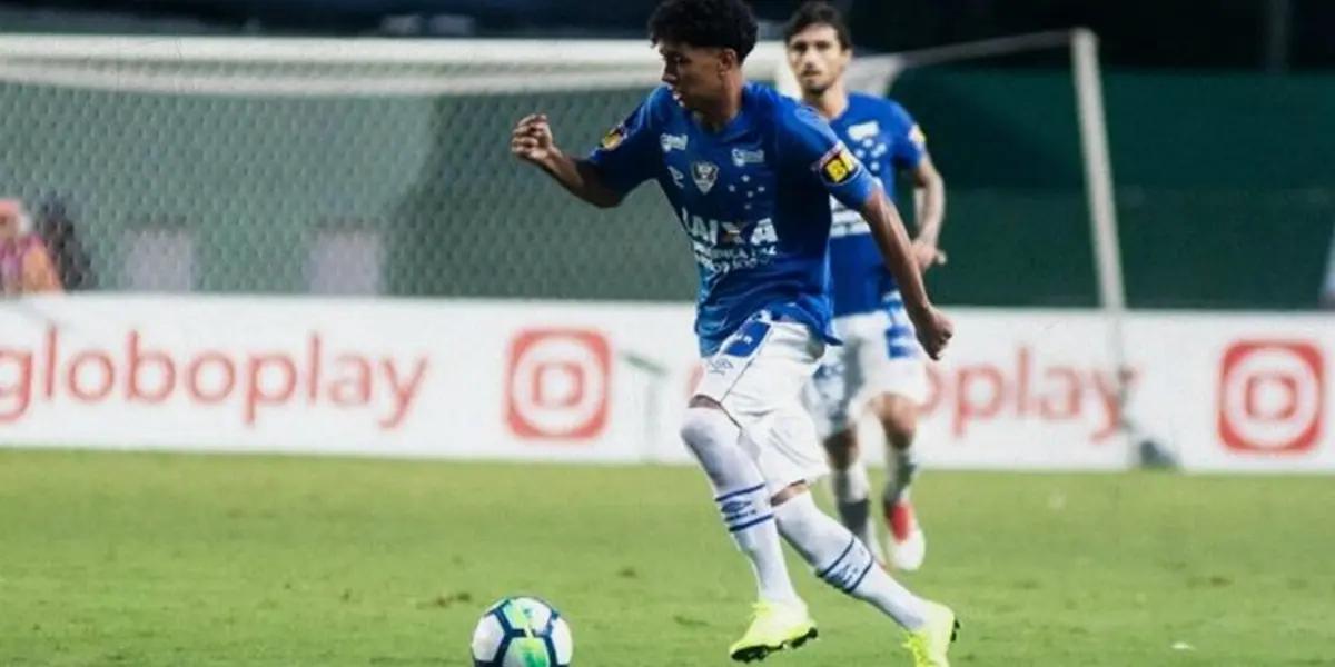 The player was born in Brazil but chose to represent the Mexican team and that is why Tigres could have him for the next season.