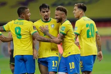 The player who knew how to play in Europe was admitted to a hospital in Sao Paulo.