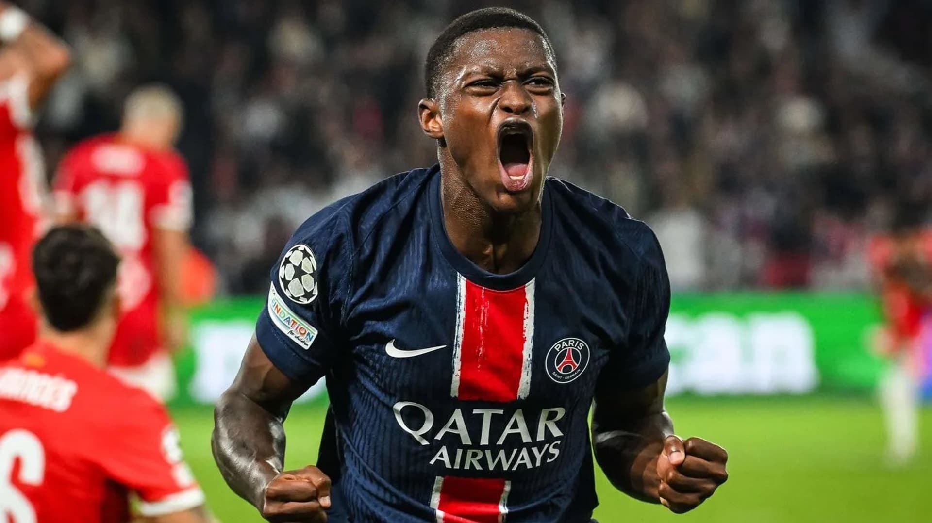The Portuguese defender sealed PSG's victory and keeps them alive in the Champions League.