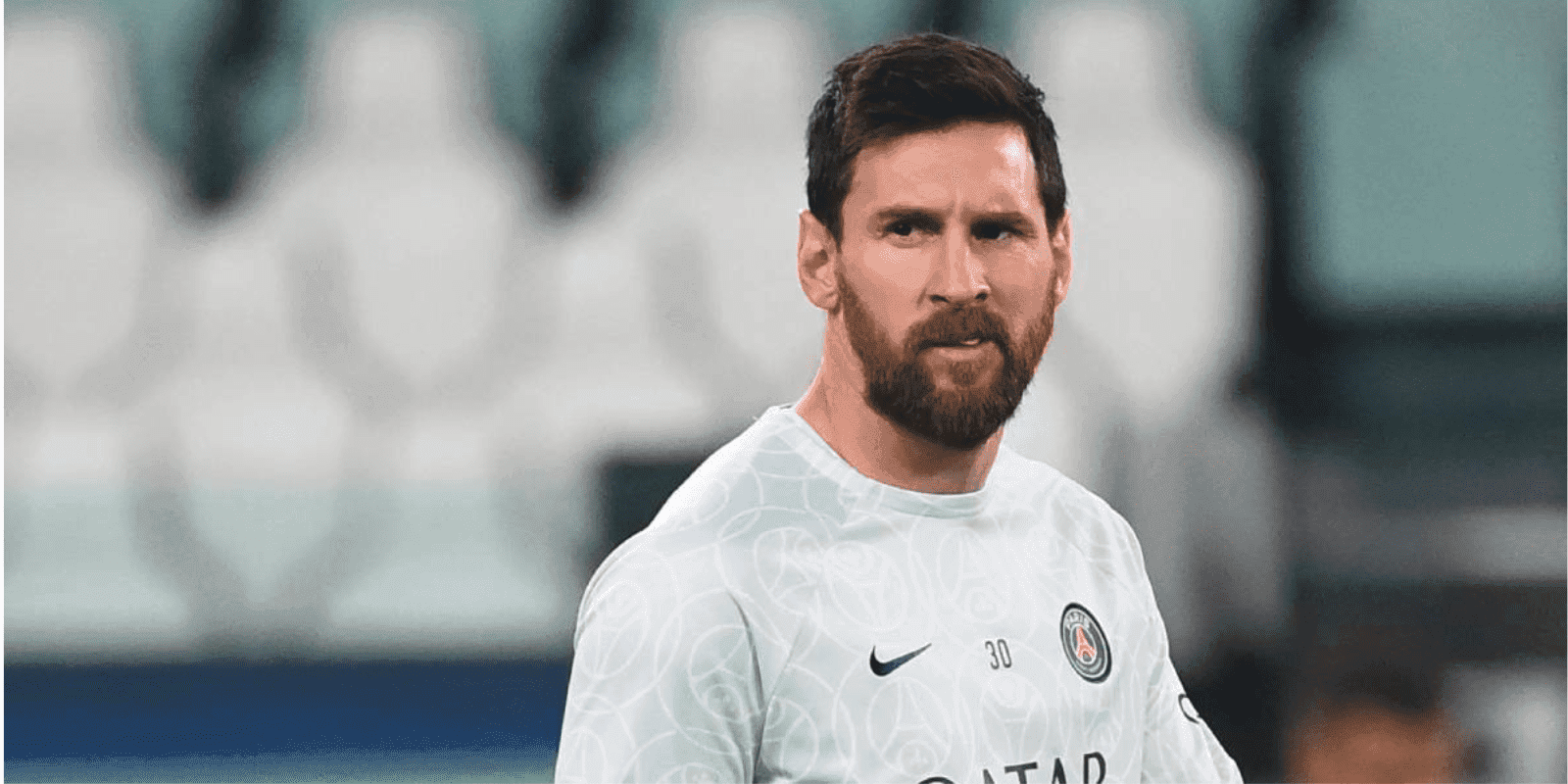The Portuguese suffered his first setback in Saudi Arabia and the rival fans remembered his rivalry with Lionel Messi