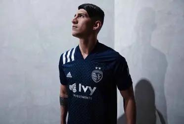 The quality of Alan Pulido is undoubtly. However, he has missed three games in a row due to a controversial injury. Is he planning to leave MLS?