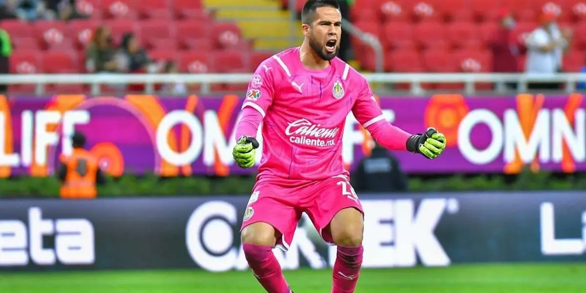 The Rebaño goalkeeper had no problem reminding the Zorros of the importance of the Jalisco Stadium in the Rojiblancos’ history.