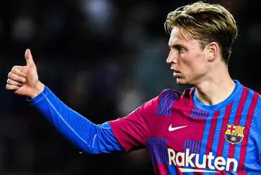 The Red Devils are looking to strengthen the midfield.