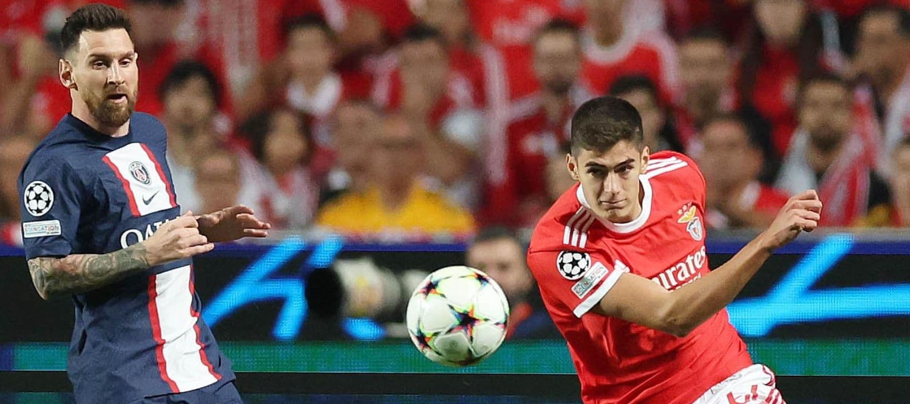 The Red Devils are still looking for a new defender, the Dutch revolutions haven't finished yet