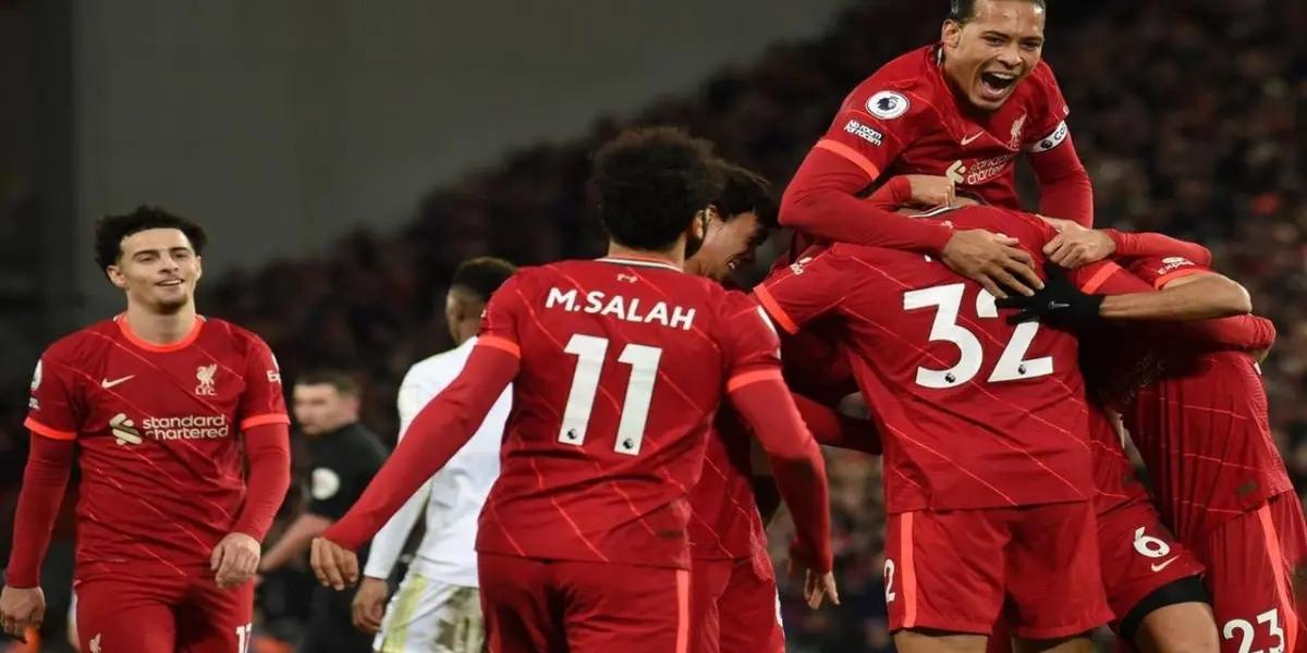 The Reds move to within three points of City and Spurs miss the chance to move into the Europa League places.