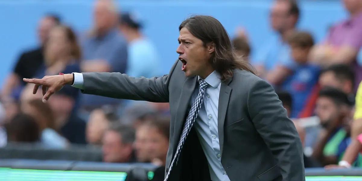 The San Jose Earthquakes coach criticized the LA Galaxy for having made a decision in the middle of a pandemic that affected someone on his team