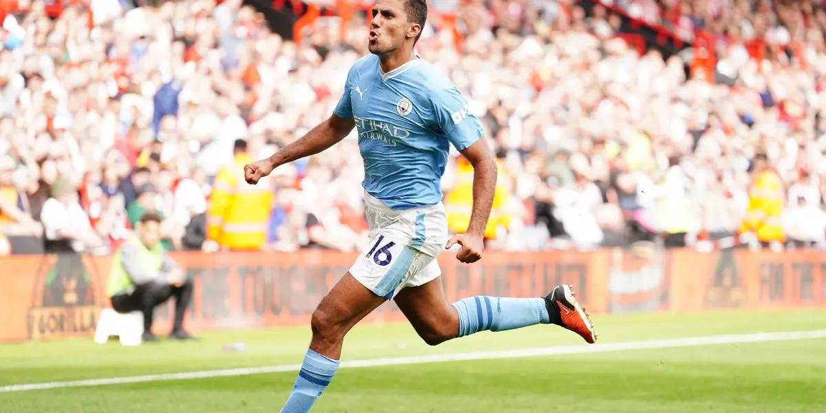 The Spanish midfielder included three players with a connection to Tottenham.