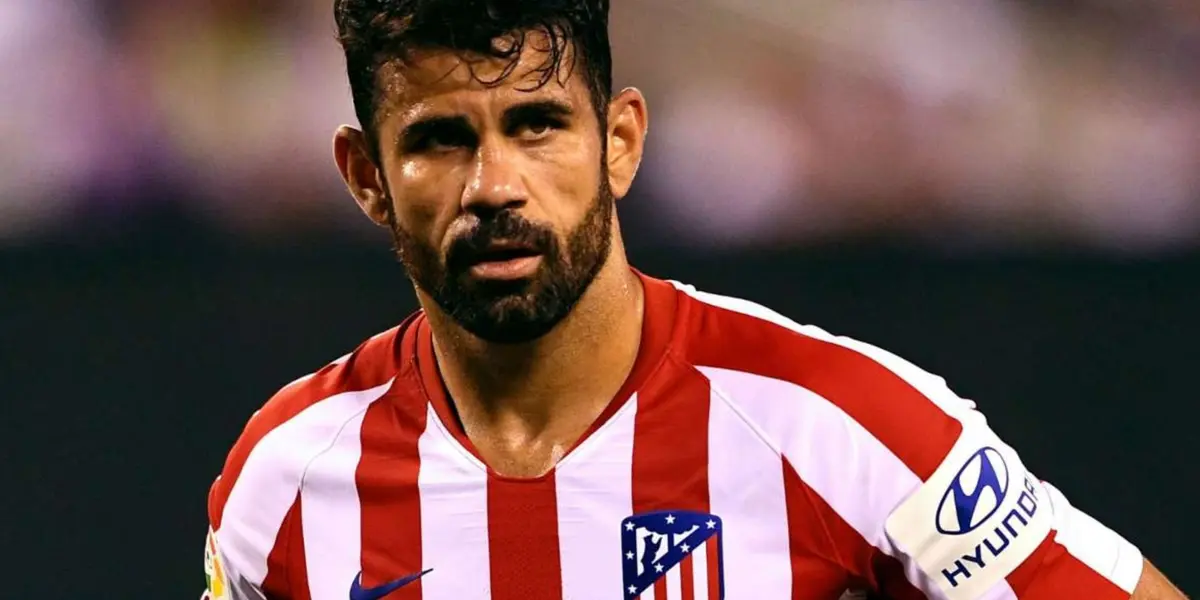 The Spanish striker is in negotiations to sign for an important club in one of his favorite countries in the world. But he woud lose a fortune.