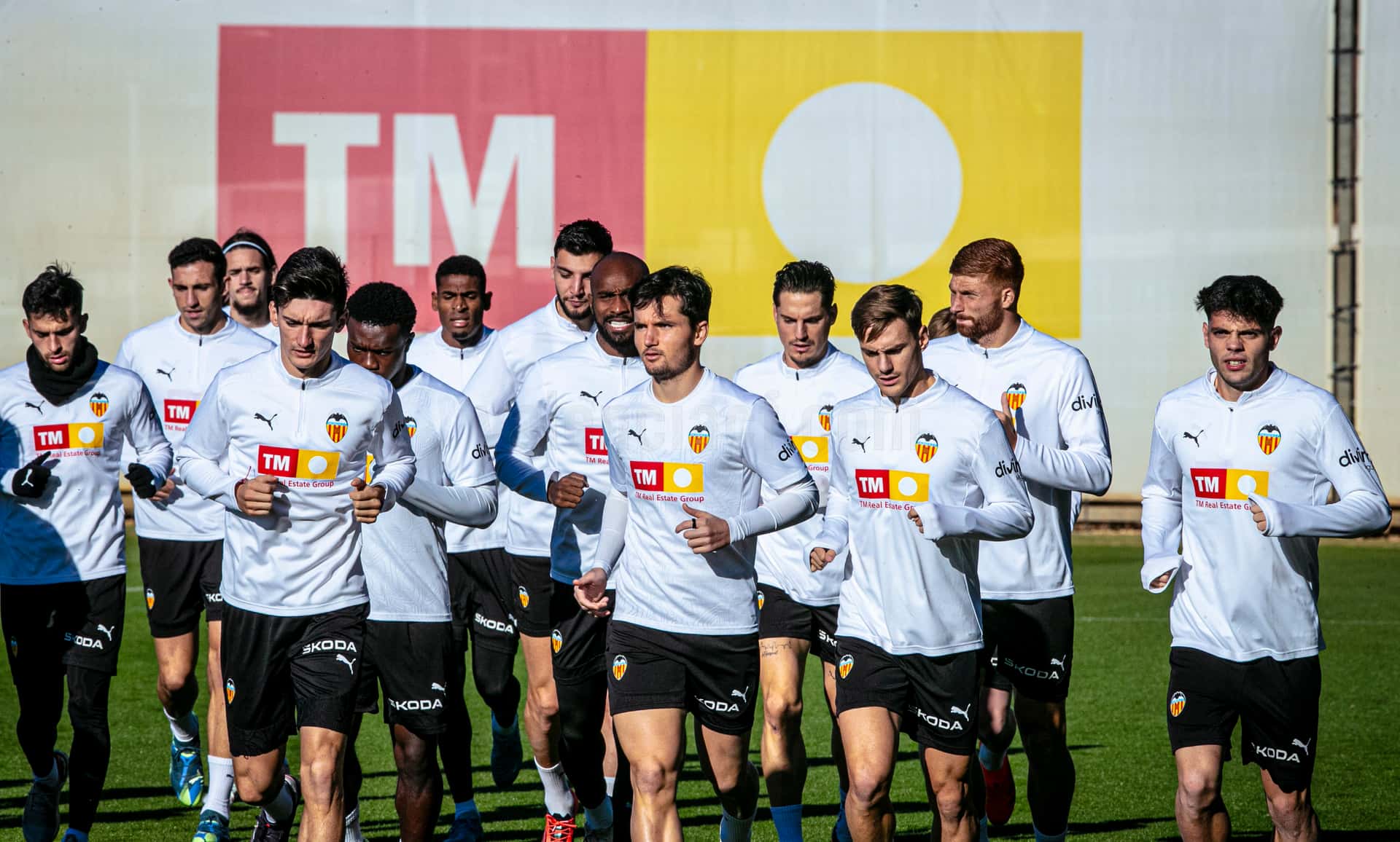 The Spanish team fired Rubén Baraja and is now in England looking for his replacement.