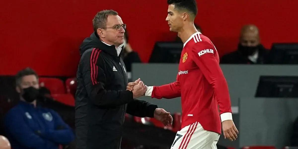 The striker believes the German "does not have the level" to lead the Red Devils while the DT said CR7 "should score more goals".