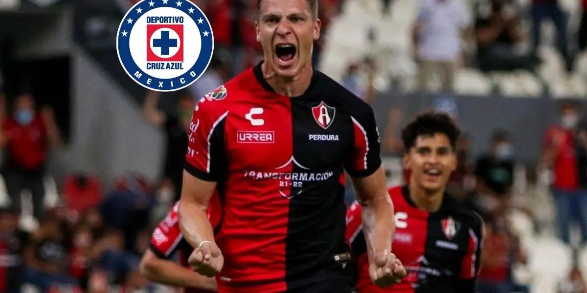 The striker has been sought after by the Celestes on several occasions but they have never managed to bring him to their ranks.