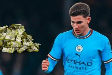 The striker started his team's defeat against Tottenham, but on Monday he received much worse news.