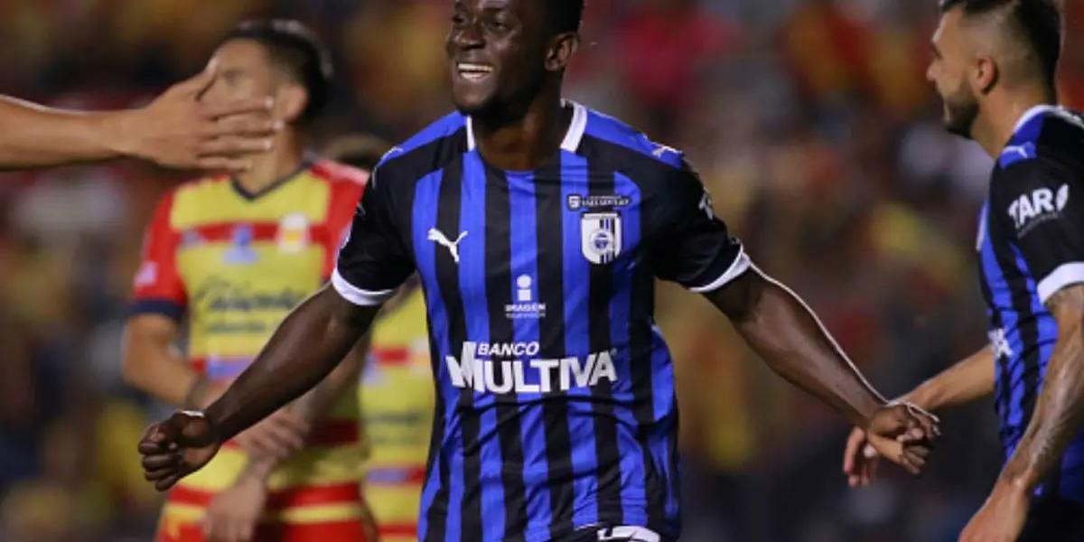 The striker was sought after by Cruz Azul and Tigres before joining Monterrey, where he did not receive the expected.