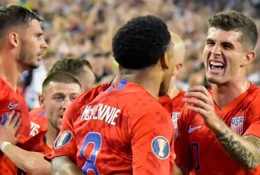 The teams presented the lists for the Champions League and there are 10 players from the US Mens National Team