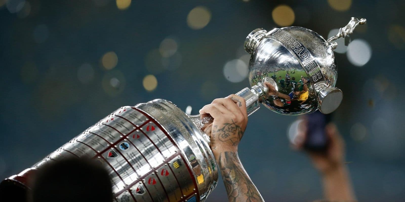 The trophy of the south american tournament will have some modifications in order to improve it as soon as possible.