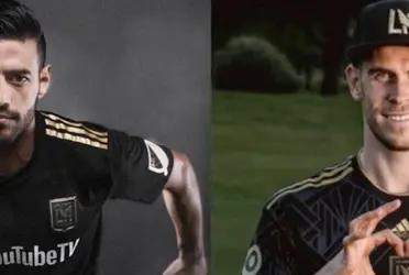 The two are ready to play together