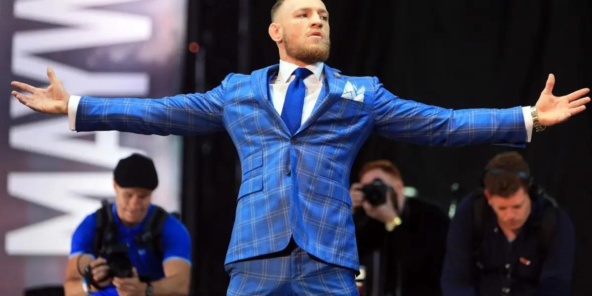 The UFC fighter is Irish, but he is a fan of a Premier League club since he was a little boy. What team did he choose, and why?