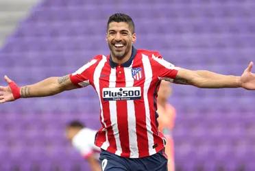 The Uruguayan continues humiliating the Dutch coach and Barça every time he plays.